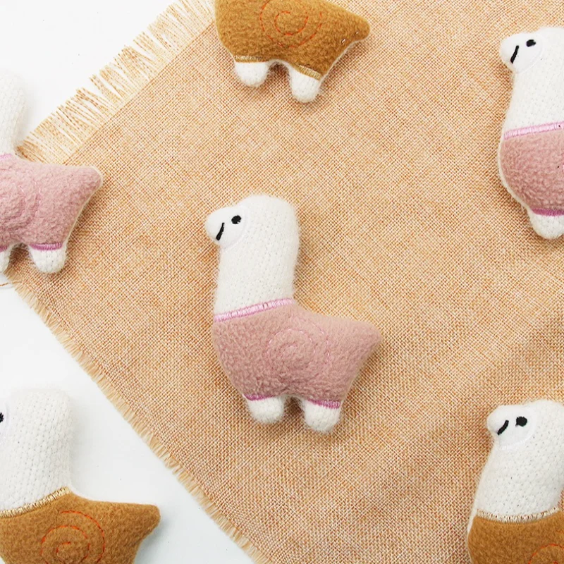 Juguetes de peluche con hierba gatera para gatos, productos de juego interactivos para interiores, forma de Alpaca, suministros para moler dientes resistentes al masticable para mascotas, suministros para gatitos - imagen 4