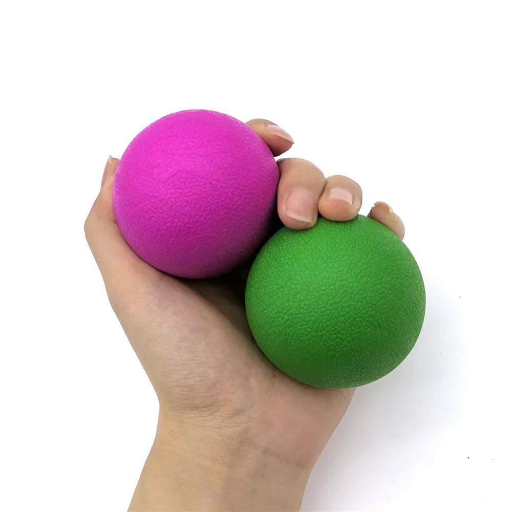 Pelota masaje tipo cacahuete para perros – Alivio muscular y estrés - imagen 5