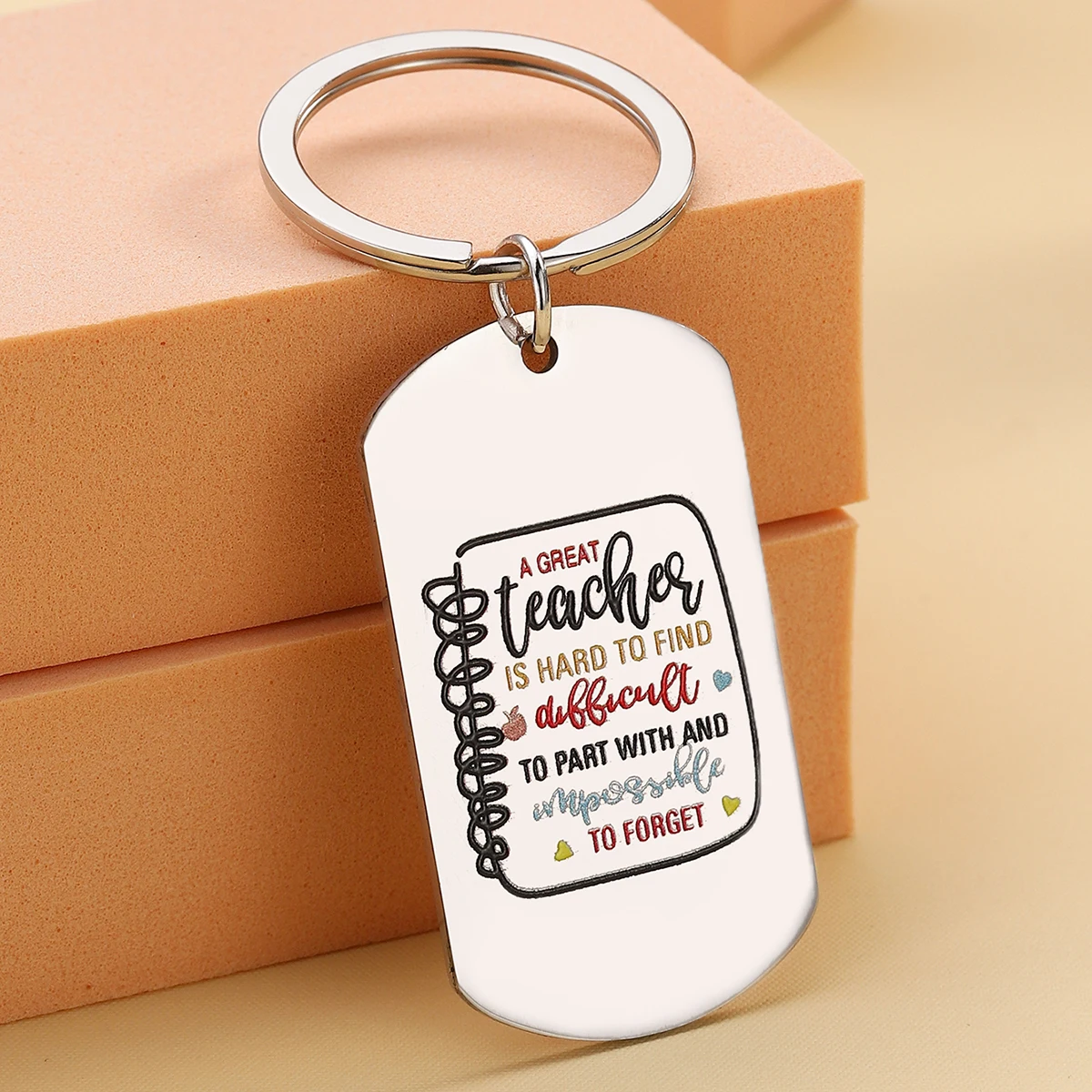 LLavero de acero inoxidable de colores, regalo diario para profesores, incluido el Día del Maestro, inicio de la temporada escolar, 1 unidad