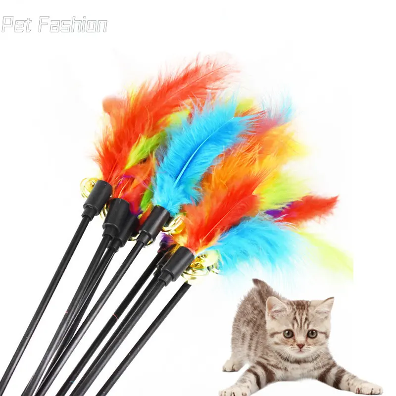 1/5 Uds. Divertido gatito gato Teaser juguete interactivo varilla con campana pluma juguetes para gatos mascota palo alambre cazador varita juguete Color aleatorio