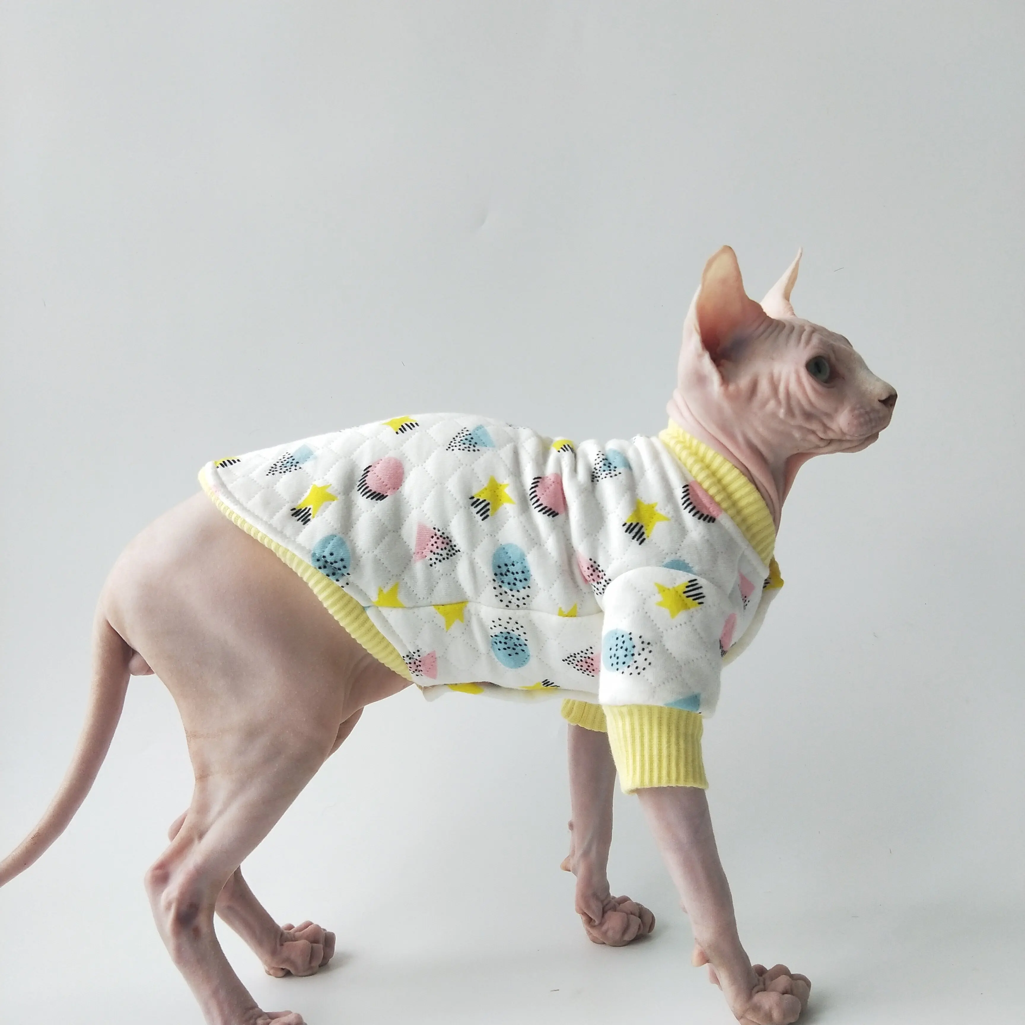 Chaqueta cálida para gato Sphynx – Cárdigan acolchado otoño invierno - imagen 3