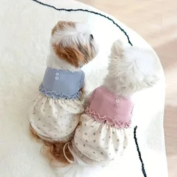 Vestido punto acanalado para perro pequeño con falda floral y volantes