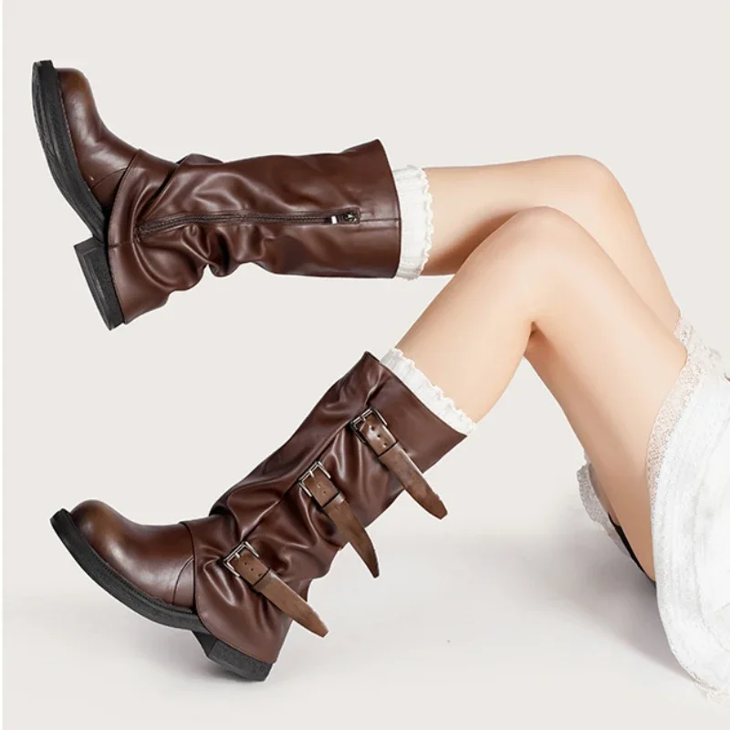 Botas medias de plataforma gruesa Retro con punta redonda para mujer, botas de caballero con hebilla Punk de diseñador de marca, Otoño Invierno, chicas de calle alta - imagen 3