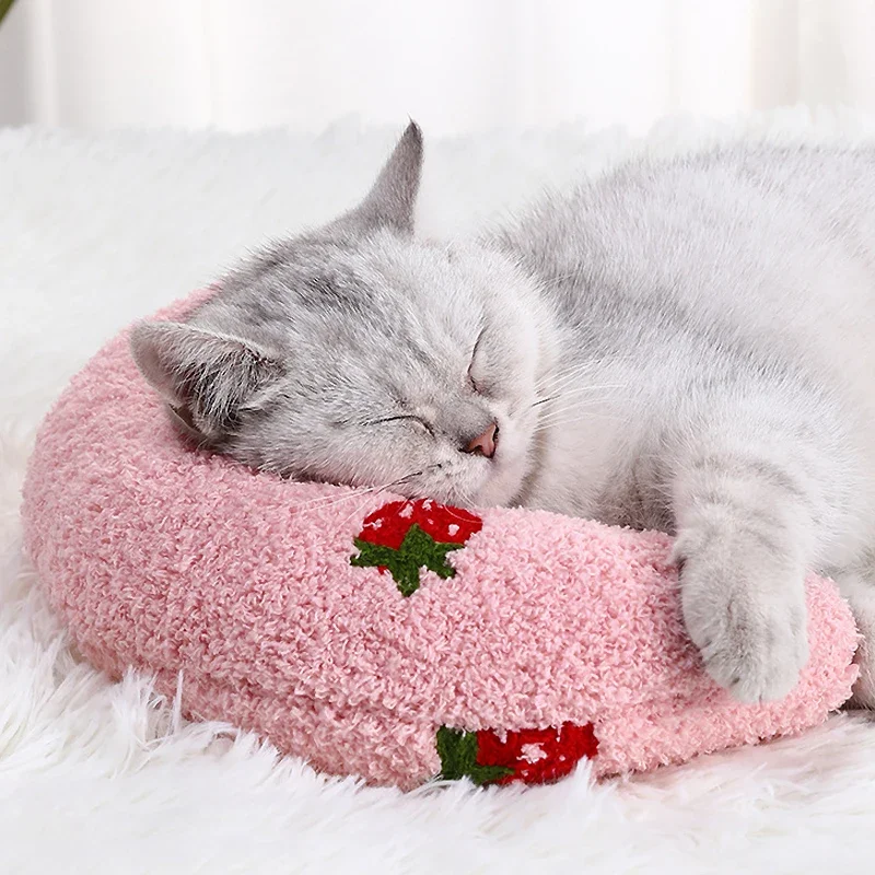 Small Pillow for Pet Cats Dogs Sleeping Mat Neck Guard U-shaped Pillow Soft and Thick Bite Resistant Winter Warm Comfort Pillow - imagen 2