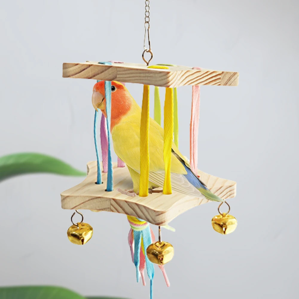 Juguete para masticar pájaros de madera de Color aleatorio, columpio colgante con campanas para mascotas, loros, pico, molienda, accesorios para jaulas de pájaros, 1 ud. - imagen 4