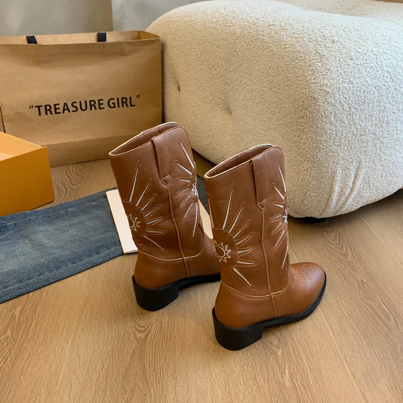 Botines informales de tacón medio para mujer, botas sexys de diseñador para fiesta, elegantes, invierno, 2024 - imagen 3