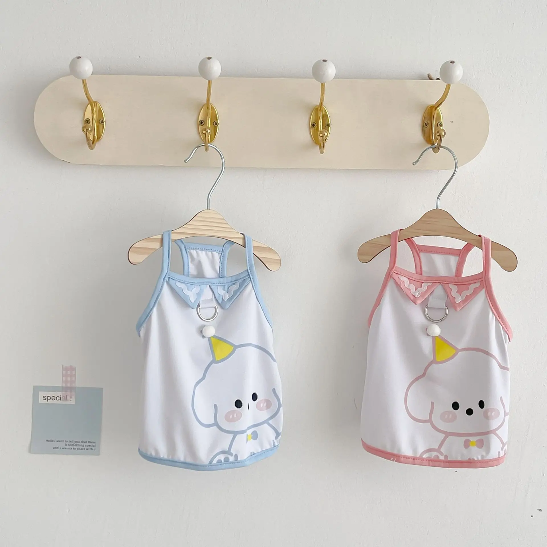 Correa de resorte para mascotas, camiseta sin mangas con correa para mascotas, protector solar transpirable para exteriores, ropa para perros pequeños - imagen 3