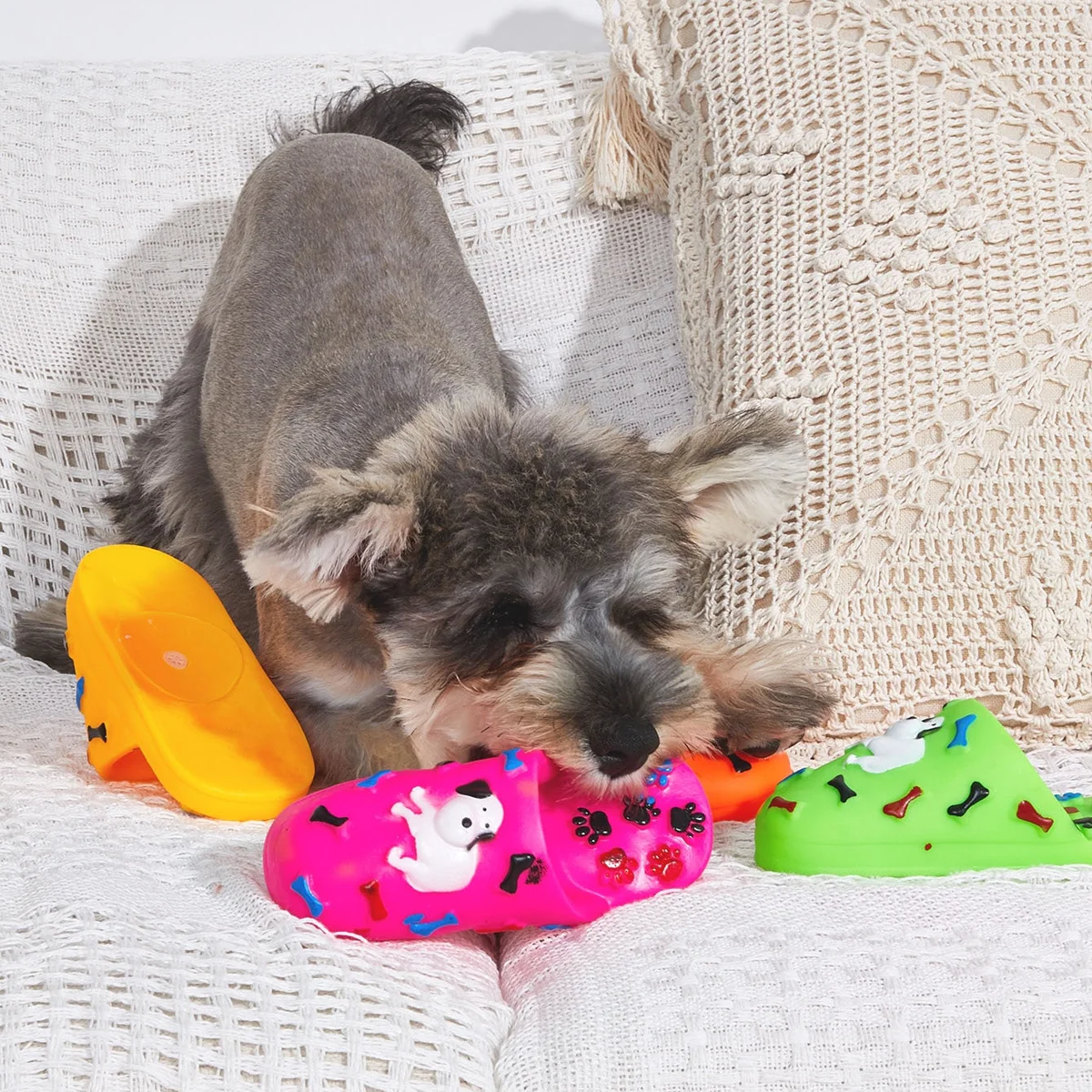 Dogs can relieve stress and make sounds. One color of slipper is random - imagen 3