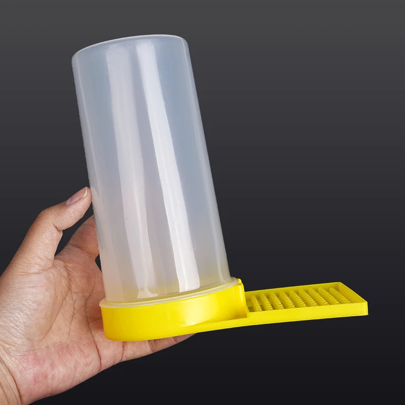 Dispensador de agua potable para abejas, alimentadores de abejas para miel, suministros de herramientas para regar abejas, herramienta bebedero para alimentar abejas, 1 Uds. - imagen 3