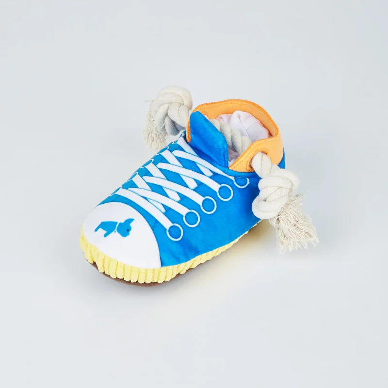 Zapatillas de juguete para perros suaves y resistentes a mordeduras, zapatos de juguete molares, modelo de perro, juguetes de comida ocultos para morder - imagen 4