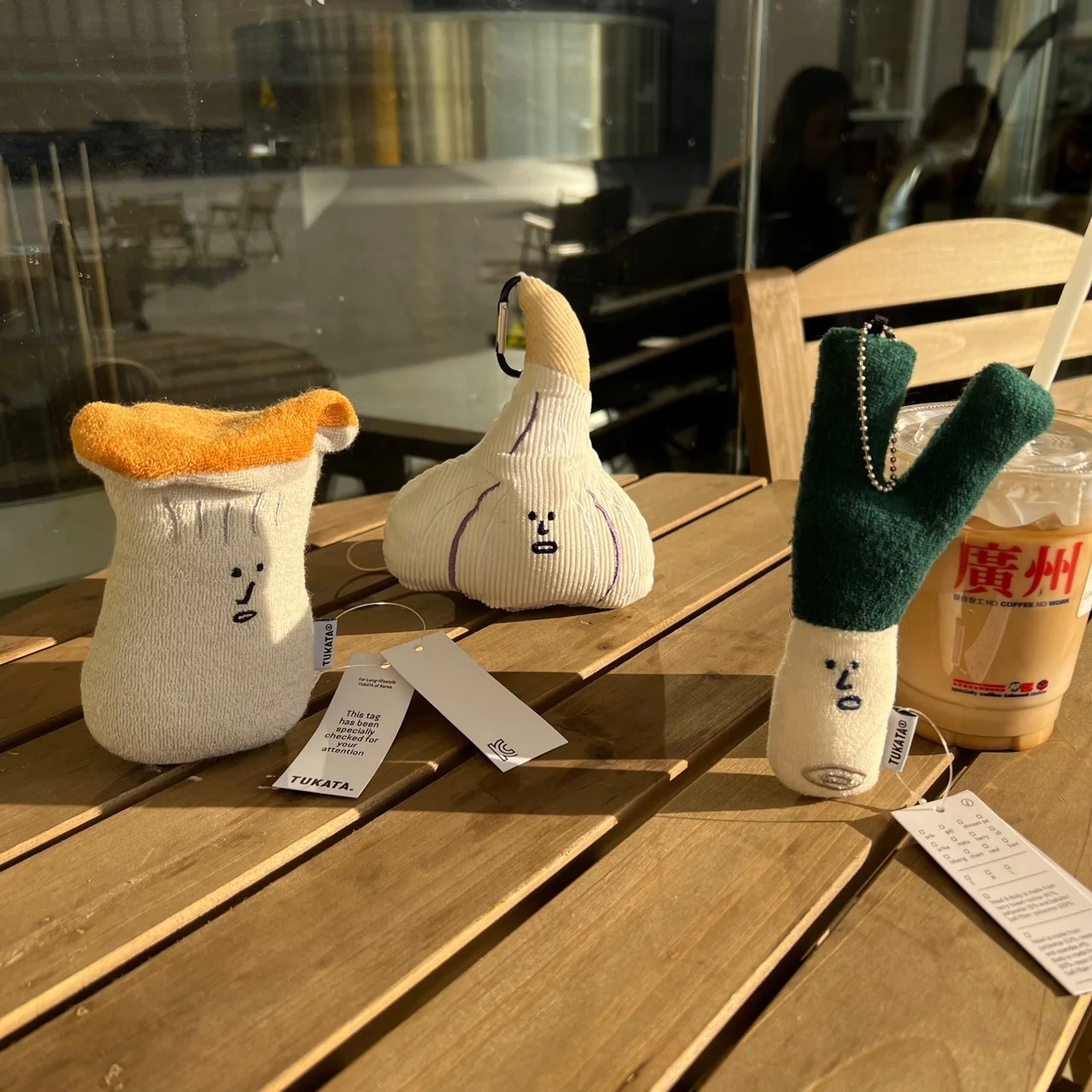 Bolsa de basura de felpa para perro, bolsa de almacenamiento colgante, llavero de muñeca, bolsa de aperitivos de viaje para perros de dibujos animados, mochila para mascotas - imagen 2