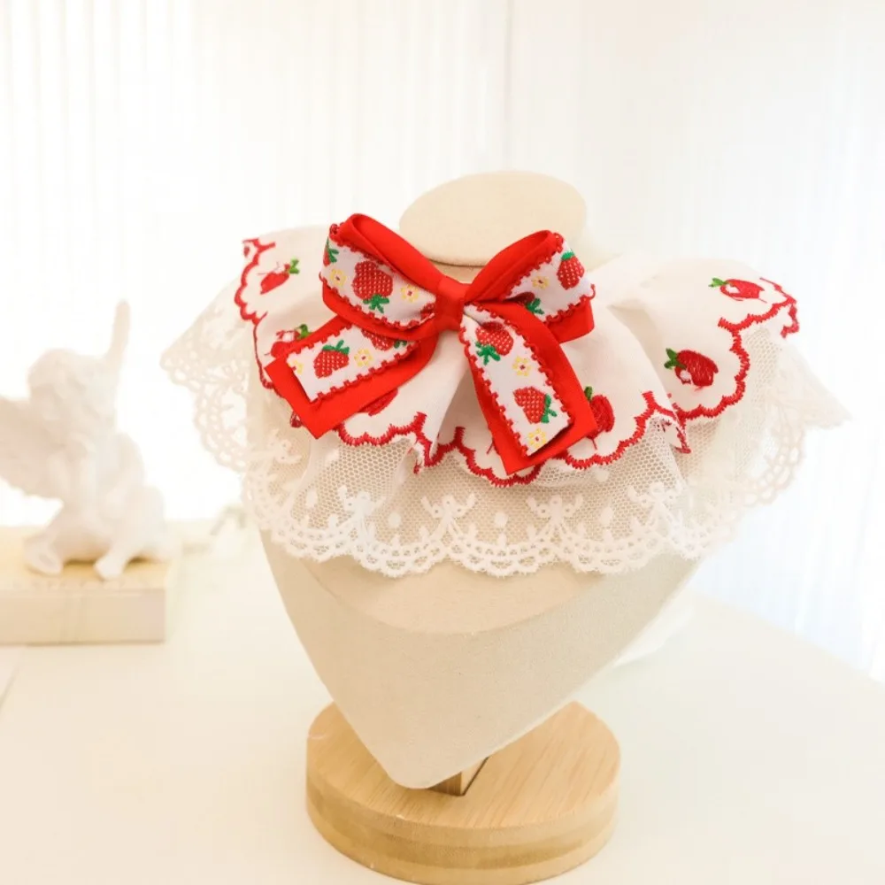 Collar de encaje floral con babero gatos y perros – Lazo fresa cereza - imagen 4