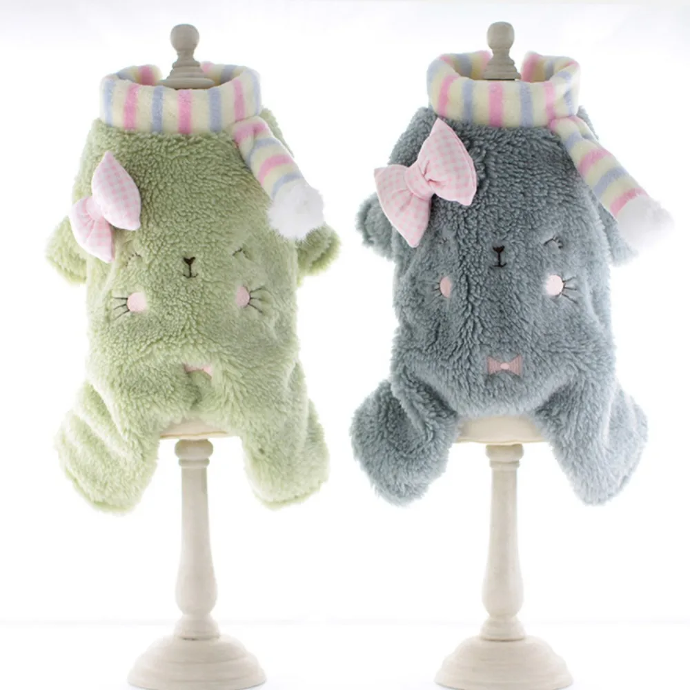 Mono de felpa para mascotas, ropa para perros, bufanda bordada, Parkas suaves de cuatro patas más gruesas que la ropa de oso de peluche, Otoño e Invierno