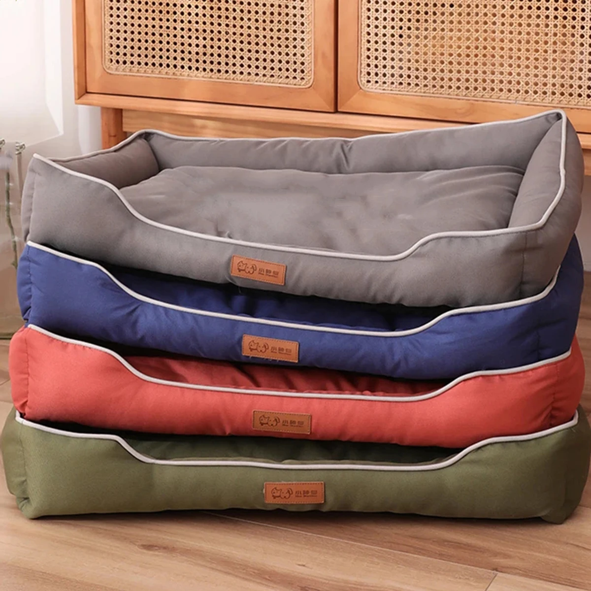 Cama todo clima para perros grandes y gatos - suave e impermeable