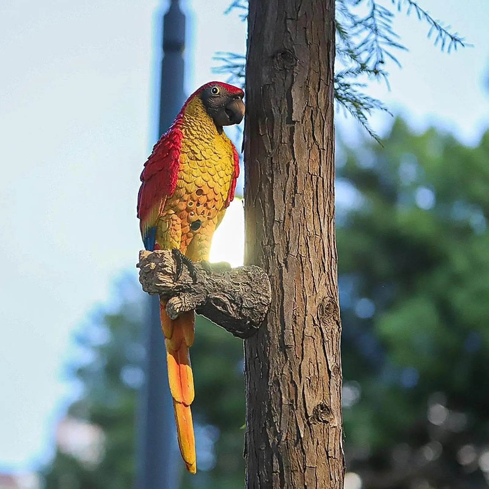 Talking Parrot Statue Tree Hanging Ornament for Outdoor Patio Decor Lightweight Resin