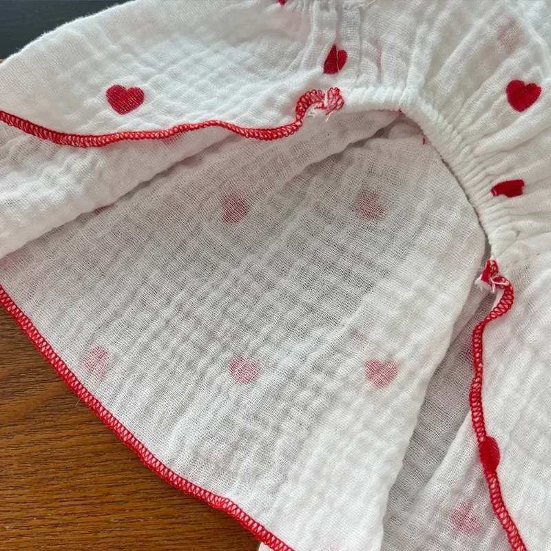 Ropa de princesa para perros, bonito vestido con lazo y estampado de corazón para cachorro Chihuahua, falda dulce, vestido de algodón para niña, disfraz para mascota perro - imagen 5