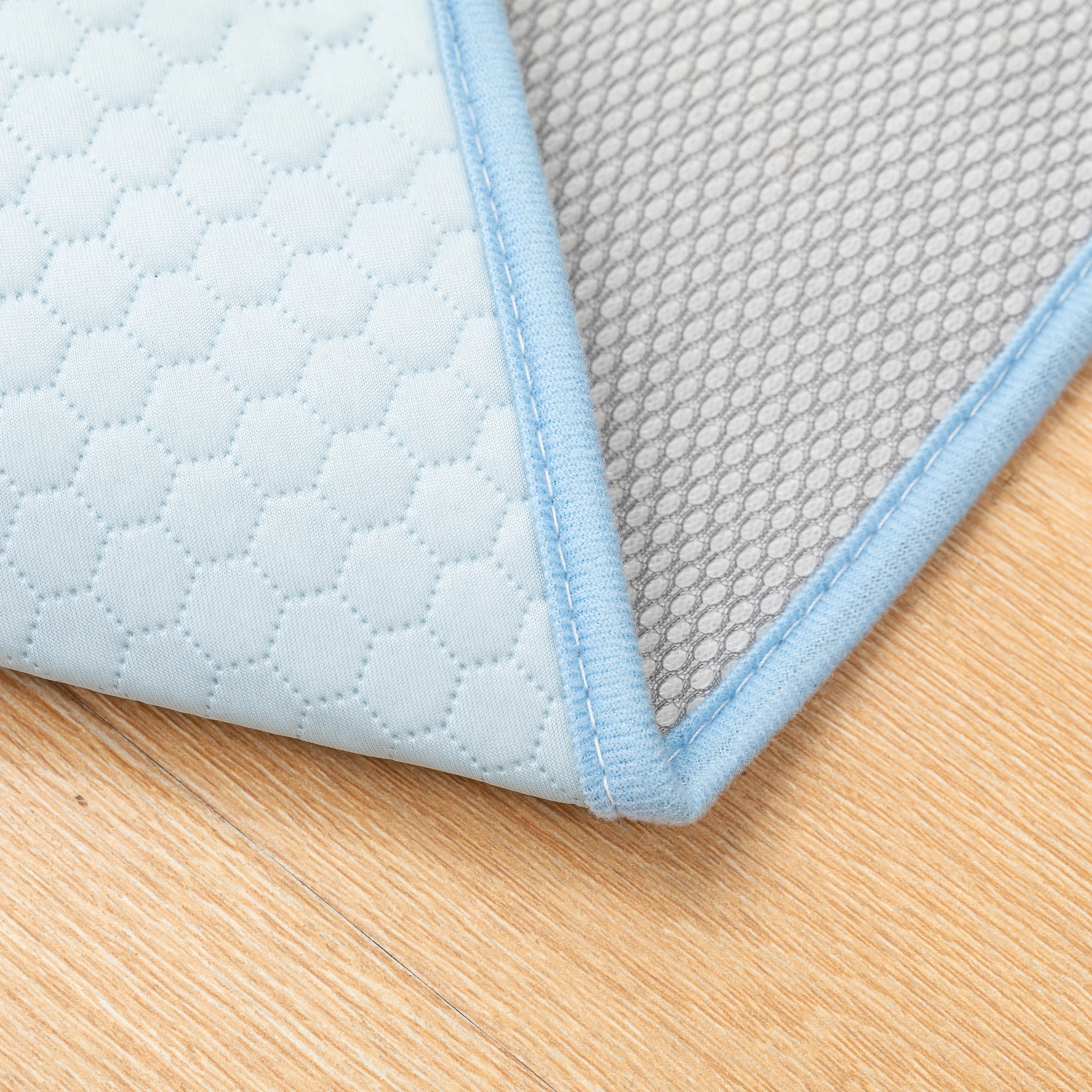 Estera autoenfriante para mascotas, almohadillas refrescantes lavables para perros y gatos, manta para perrera para dormir, estera para dormir de seda helada, no tóxica y transpirable - imagen 3