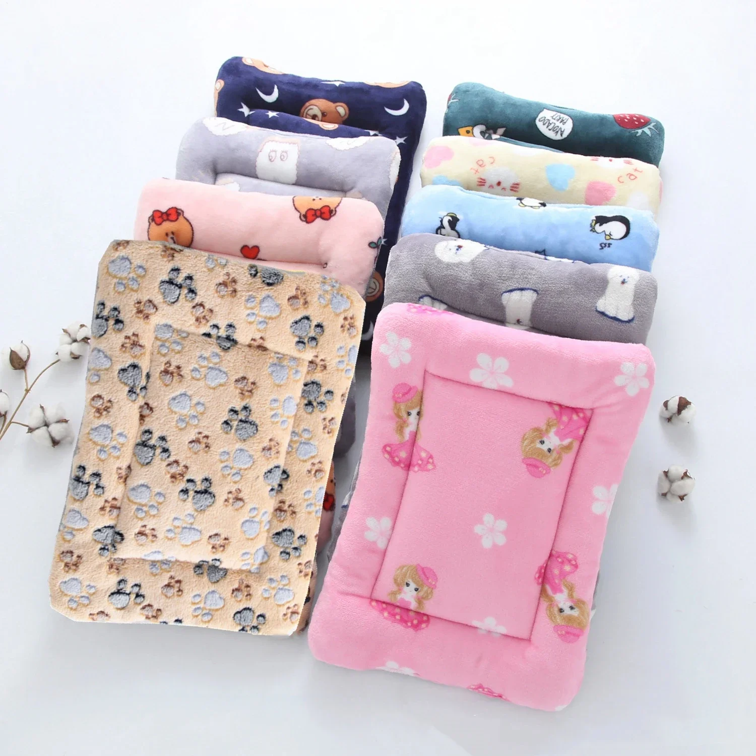 Estera cálida para dormir para mascotas, estera gruesa para perros y gatos, manta suave, perrera para mascotas, cama antideslizante de doble cara para perros, sofá, alfombra para el hogar, almohadilla para cachorros - imagen 3