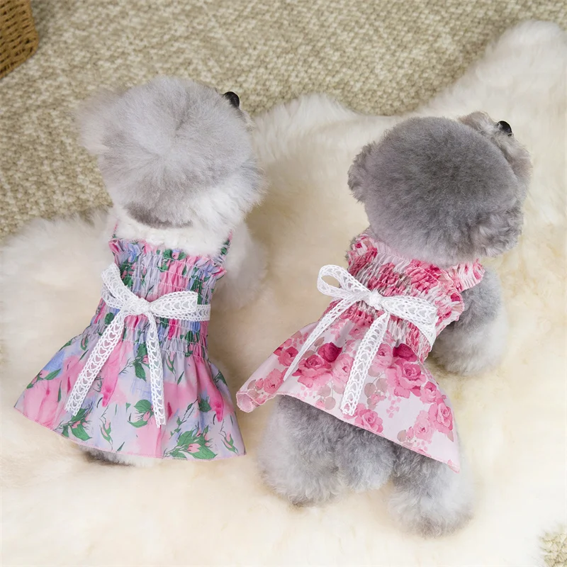 Vestido floral verano con capucha y tirantes para Chihuahua y Bichón - imagen 3