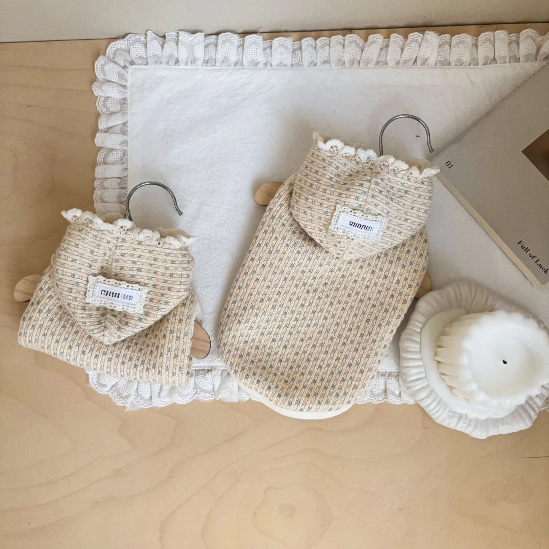 Chaqueta con capucha de otoño e invierno para mascotas con gato de peluche, ropa de casa de invierno, chaqueta para mascotas, ropa para cachorros, ropa para perros pequeños - imagen 4