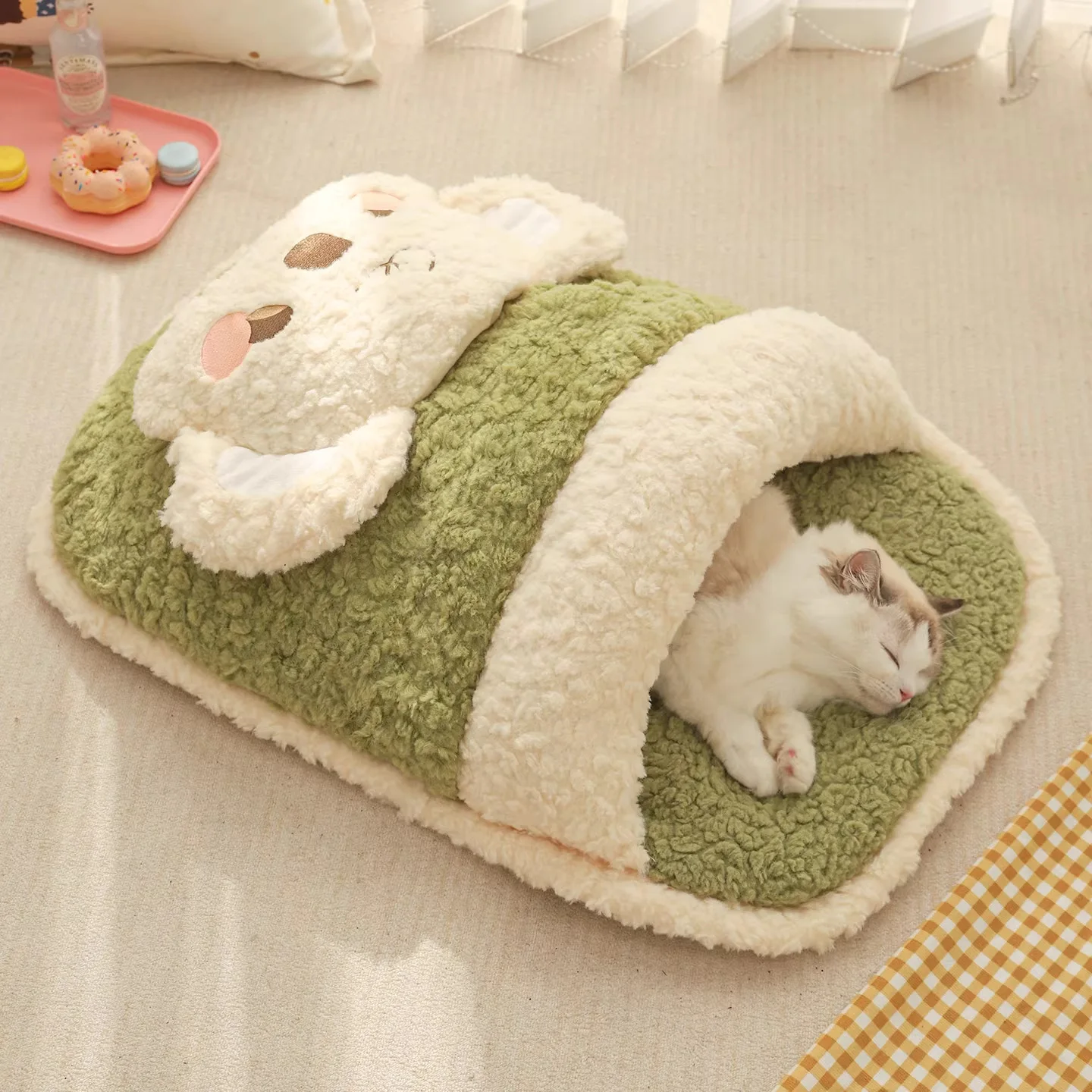 Saco de dormir de lana para gatos, cama cálida de invierno para gatitos, nido de dormir grueso semicerrado para gatos, cama para gatos, saco de dormir cueva
