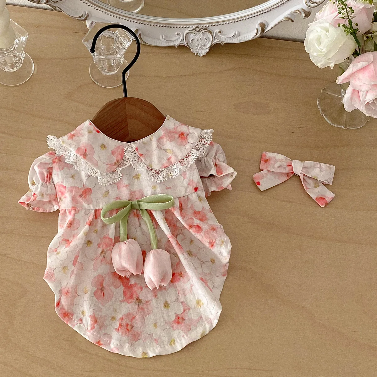 Vestido para gatos y perros de algodón puro con diseño floral - imagen 2