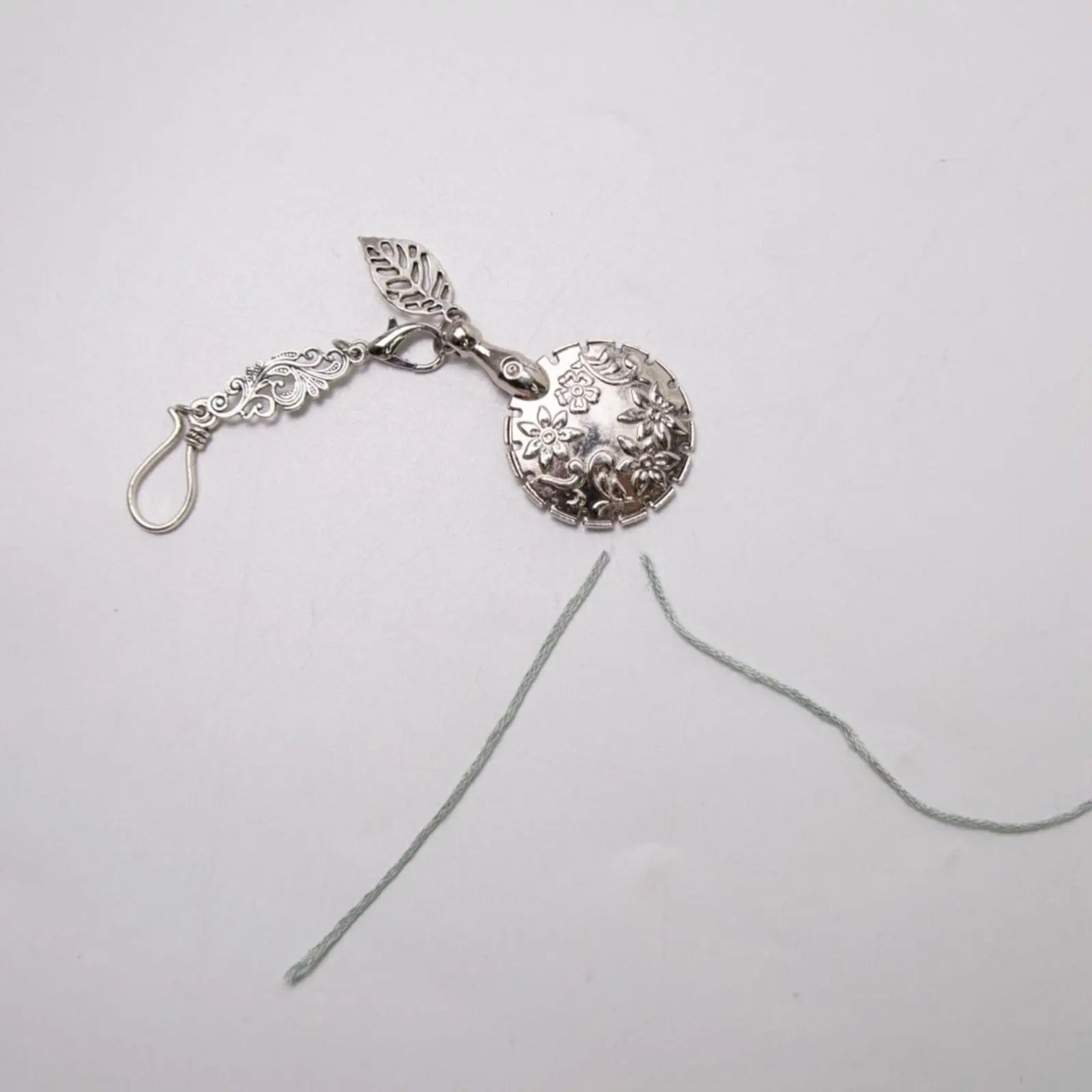 Thread Cutter Thread Cutter Tool Flower Shaped Crochet Craft Needlework Sewing Thread Cutter for Household Embroidery Floss