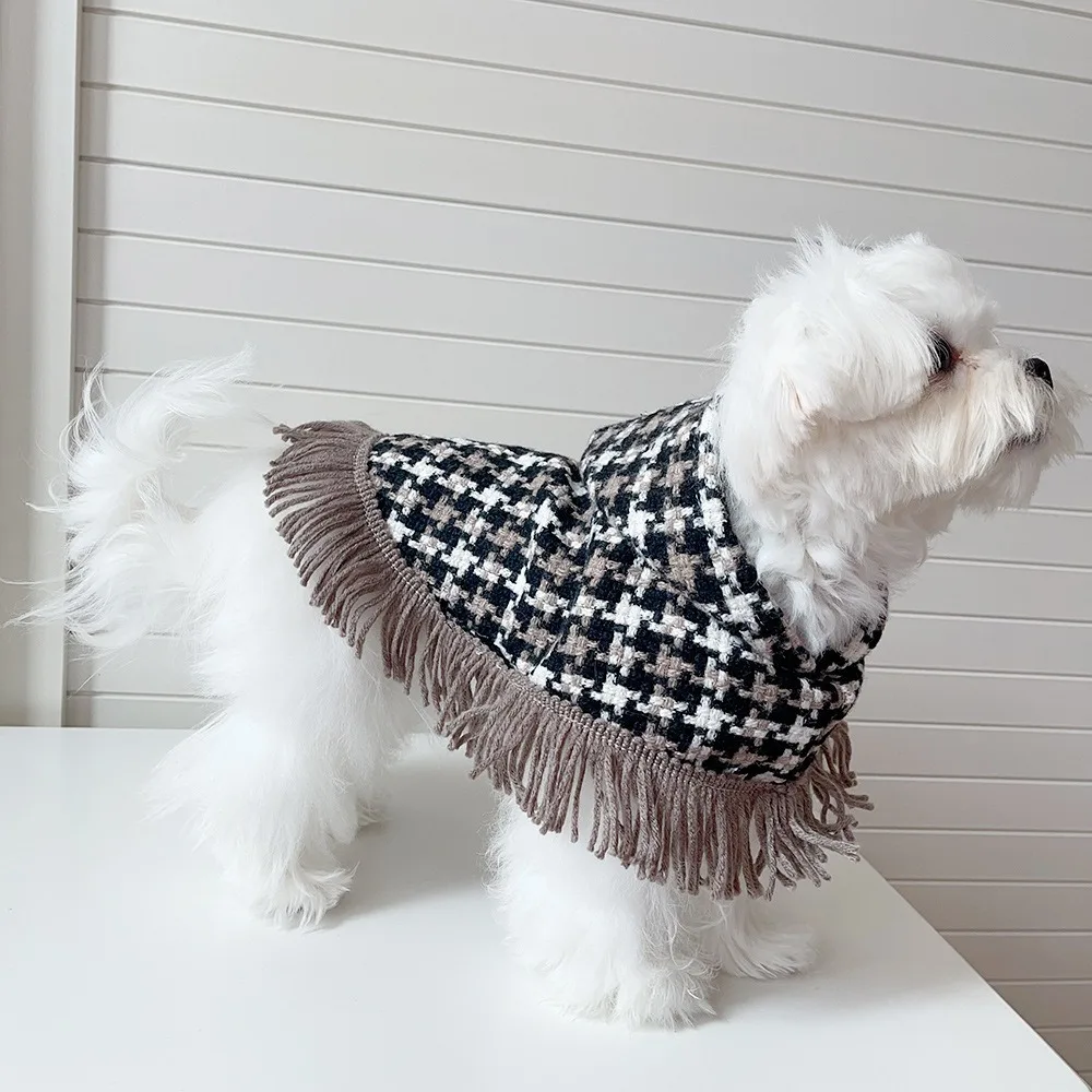 Capa con capucha para perro, chaqueta de lana a cuadros, ropa para perro, capa con borlas, suministros para mascotas, chaqueta para perros pequeños - imagen 3