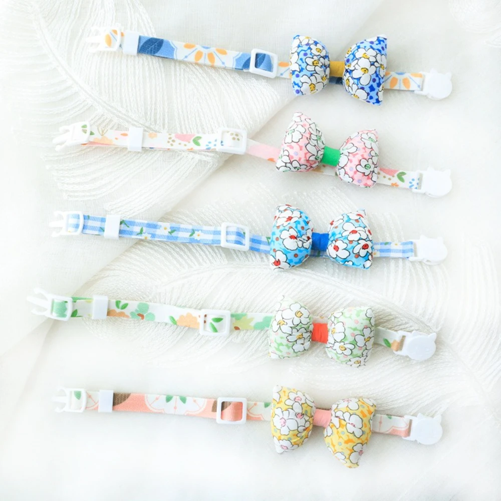 Collar ajustable con lazo floral para gatos y perros pequeños-medianos - imagen 5
