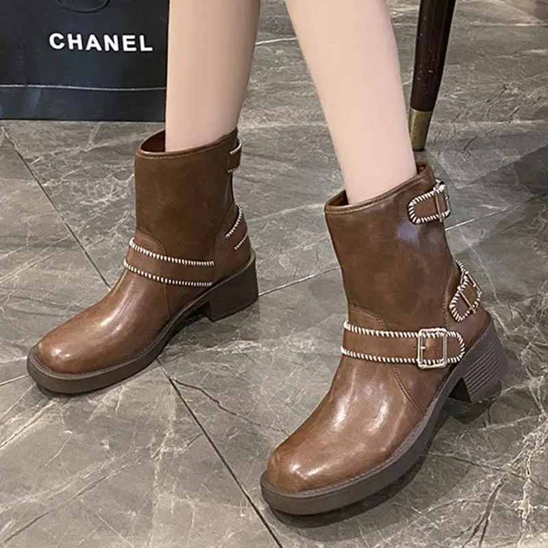 Botas de montar con decoración de hebilla plateada para mujer, zapatos modernos de tacón medio con punta cuadrada, botas de vaquero del oeste sexys, invierno 2025 - imagen 3