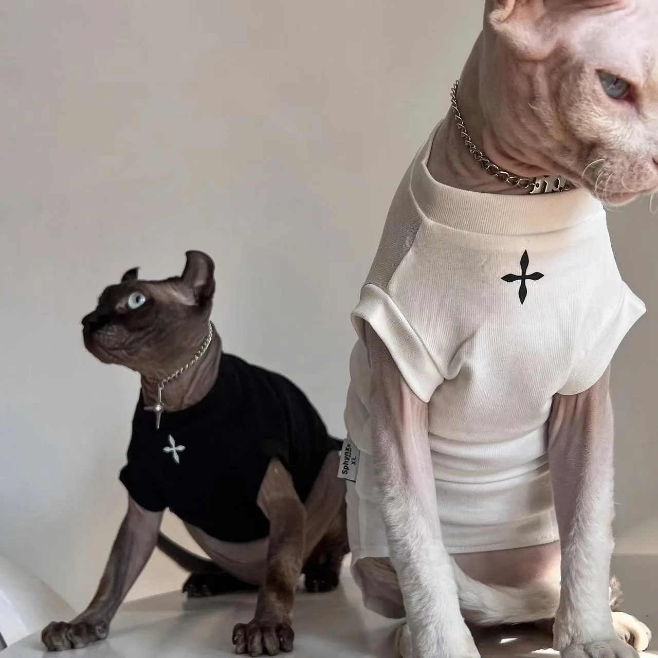 Ropa transpirable para gatos, camiseta de algodón, pijama de gatito de manga corta para gatos sin pelo, Sphynx, Devon Rex, Cornish Rex