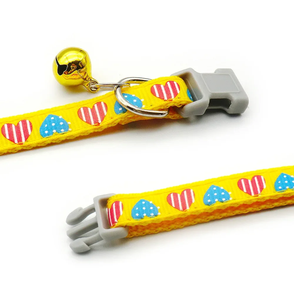 Collar de campana con estampado de flores para mascotas, accesorios para mascotas, correa para perros, 2023 - imagen 2