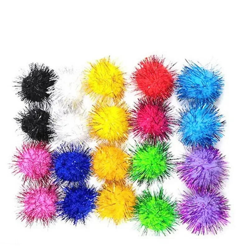 10/50/100 Uds. Divertidos juguetes para gatos, pelota de peluche elástica bonita, pelota de juguete para gatos, juguete interactivo colorido creativo para masticar con pompón para gatos