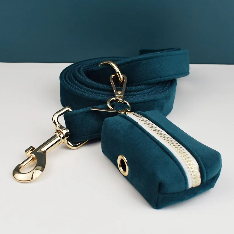 Collar y correa terciopelo verde lima para perros – Con placa grabada - imagen 3