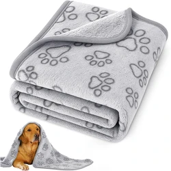 Manta de felpa con estampado de patas para gatos y perros – Lavable y 3 tamaños