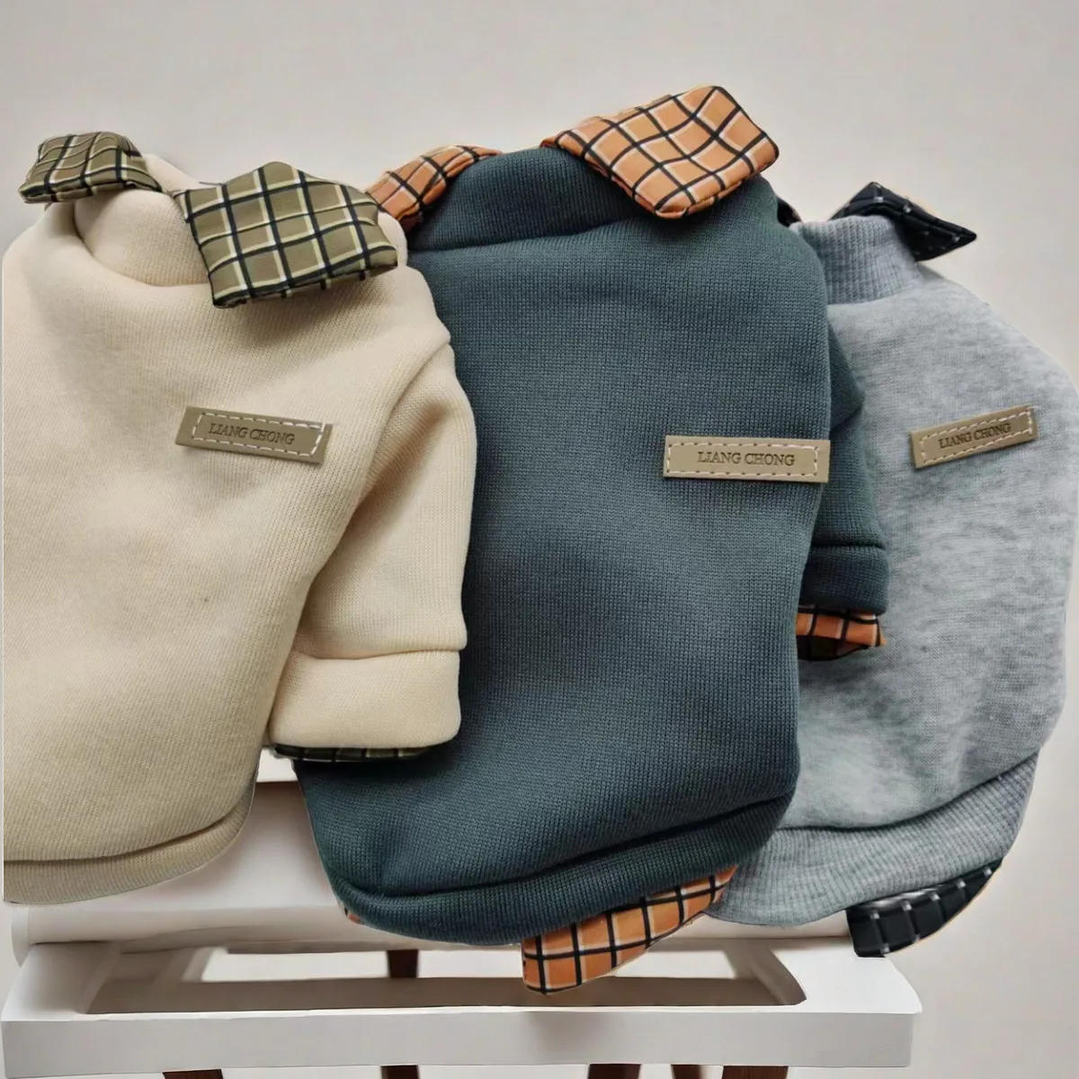 Pet Otoño e Invierno camisa cuello Patchwork chaqueta con capucha para otoño calidez Schnauzer oso Sudadera con capucha mascota camisa a cuadros ropa para cachorros - imagen 5