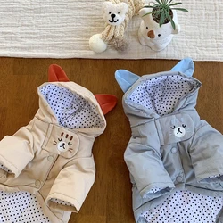 Chaqueta de invierno con lunares para perros pequeños