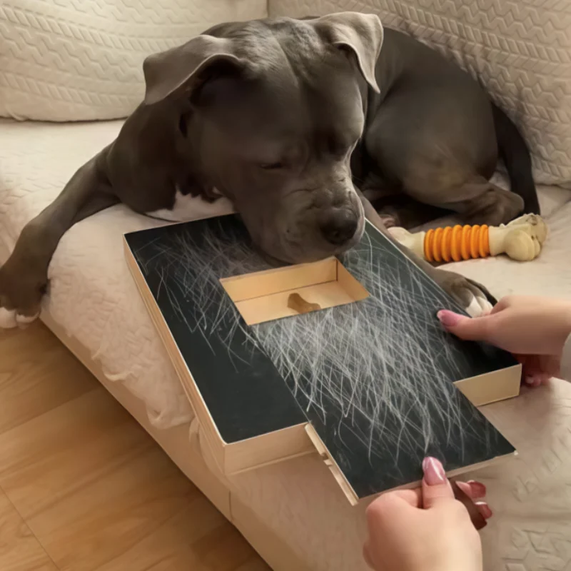 Tabla rascadora y cortaúñas para perros con compartimento premios - imagen 2