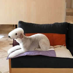 Cojín resistente al agua para perro Whippet – Lavable y portátil