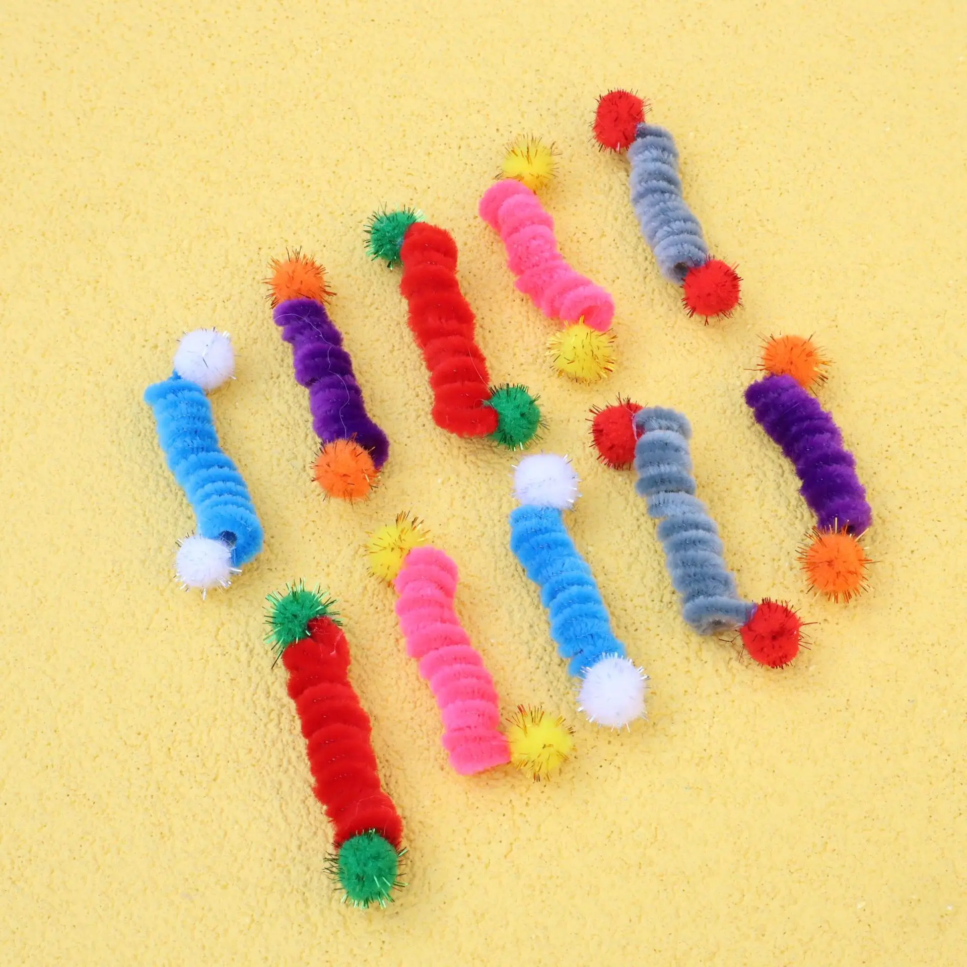 5 uds/10 Uds. Juguete pequeño de peluche para gatos de primavera, bola de caramelo, pelota para lanzar, juguete para mascotas - imagen 2