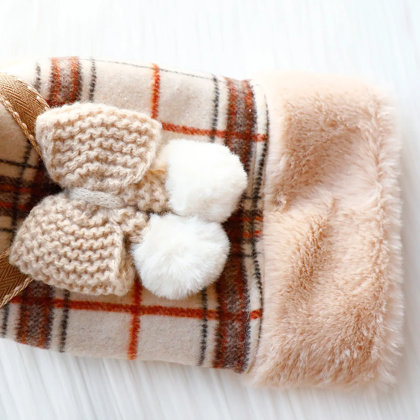 Vestido grueso de princesa para cachorros, ropa cálida de invierno para perros con lazos de pompón para perros pequeños, Chihuahua, Bichon Schnauzer, ropa para perros - imagen 3