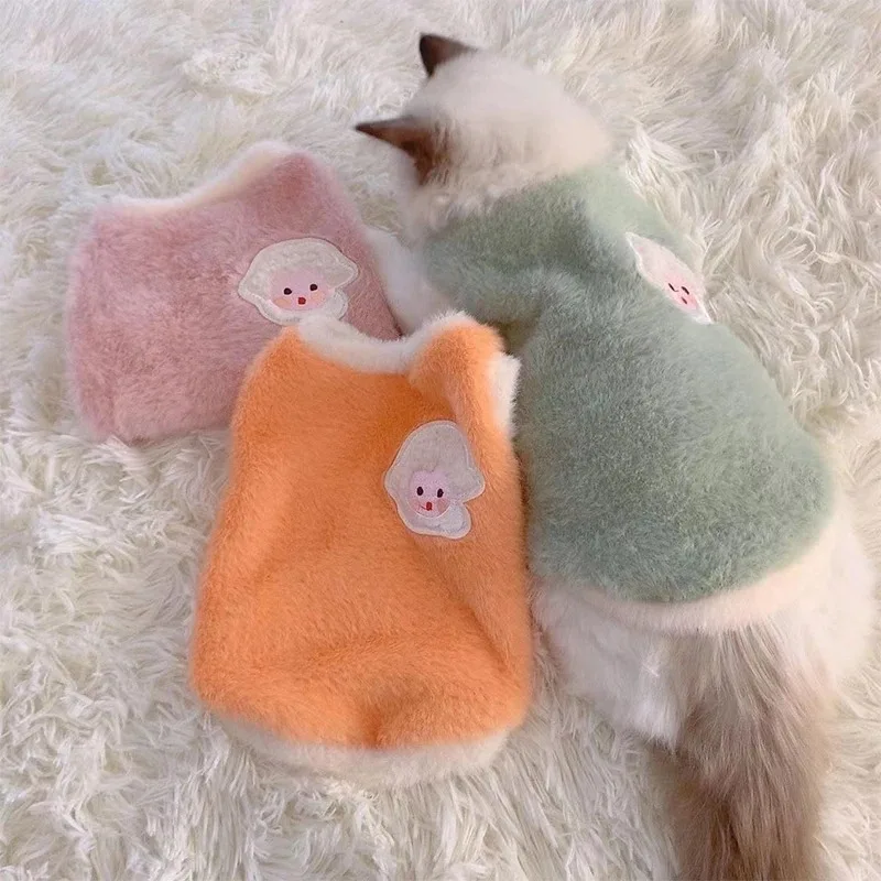 Ropa gruesa suave de invierno para mascotas, chaleco de felpa monocromática, piel de conejo sintética, accesorios cálidos para gatos, suministros para mascotas - imagen 3