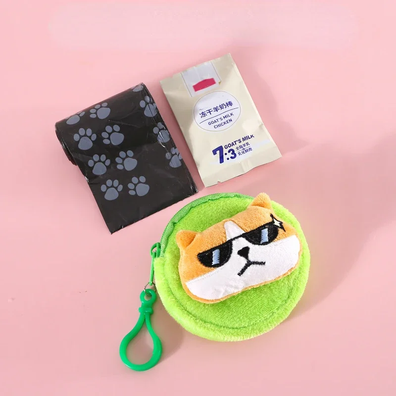 Bolsa de caca para perros, dispensador portátil de bolsas de basura para mascotas, dispensador de basura para perros de peluche de dibujos animados, suministros de limpieza para mascotas - imagen 4