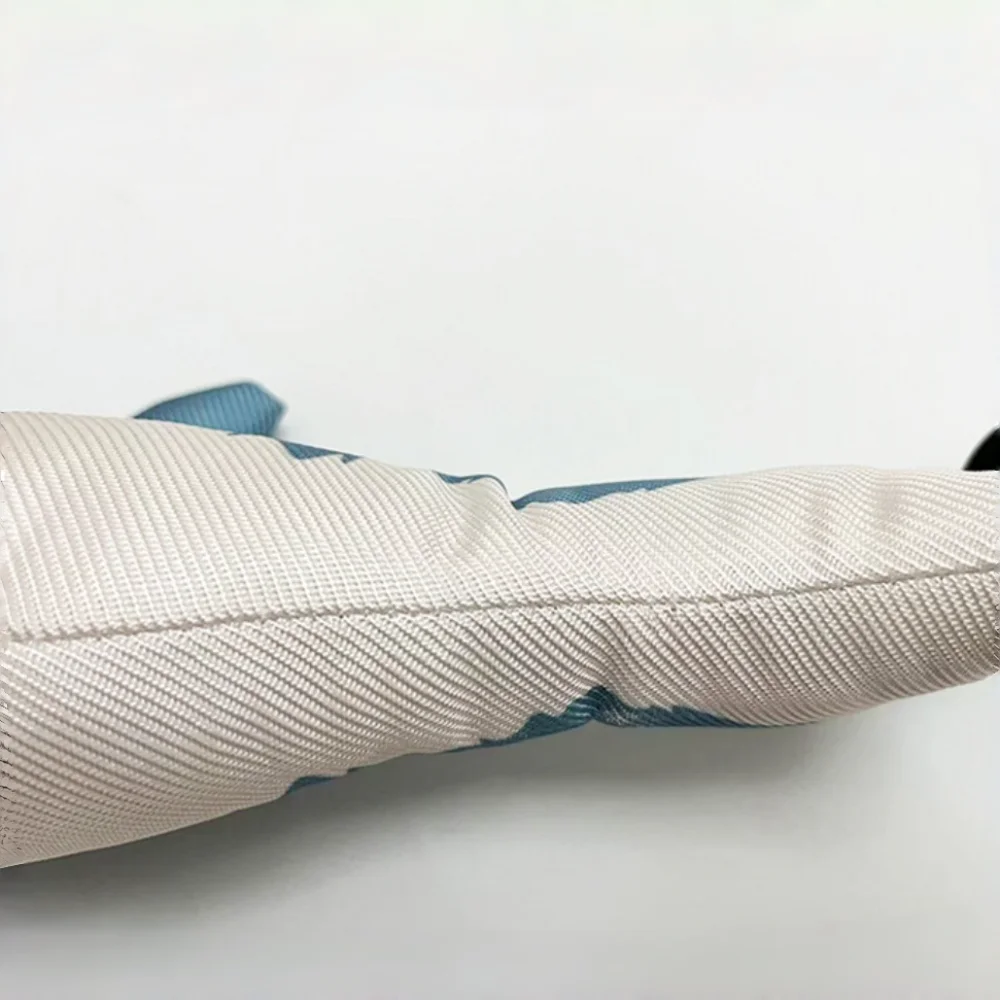 Juguete chirriante para perros en forma de tiburón – duradero - imagen 5