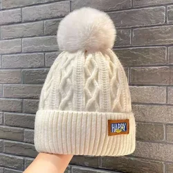 Gorro de lana pompon para perros pequeños – Invierno cálido y cómodo
