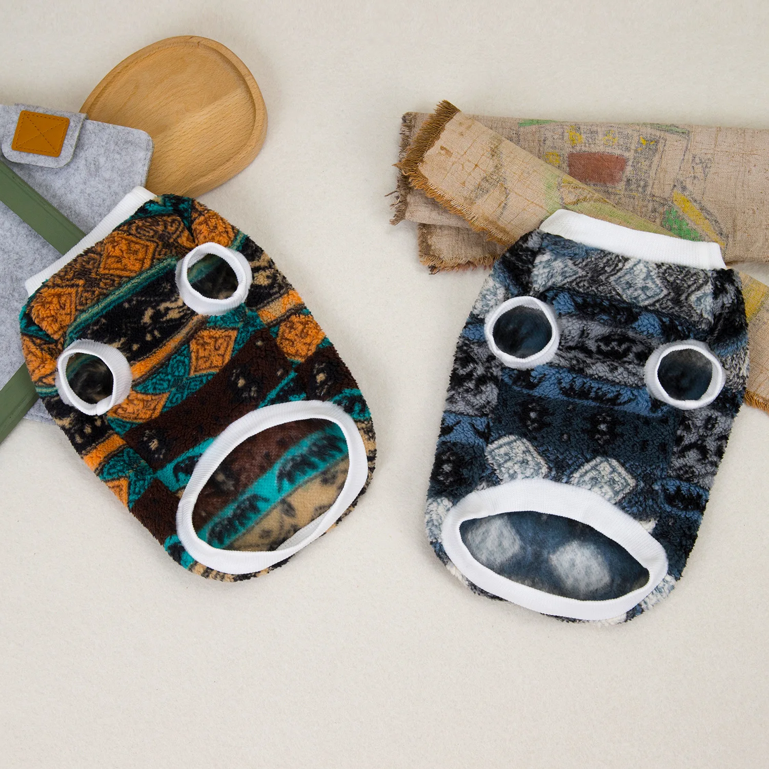 Suéter de invierno para perros pequeños, ropa térmica suave de lana para perros, suéter para cachorros de Chihuahua Yorkie, jersey para mascotas con anillo de correa - imagen 2