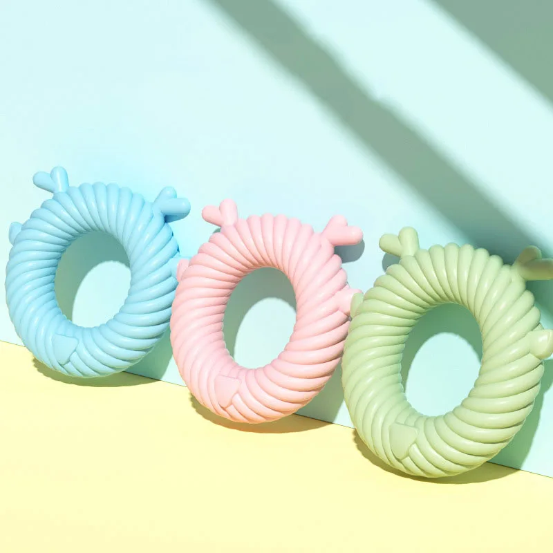 Juguete Molar para perros, cepillo de dientes con forma de ciervo de dibujos animados, Limpieza de dientes, punto de masaje, pasta de dientes para mascotas, juguete para el cuidado bucal