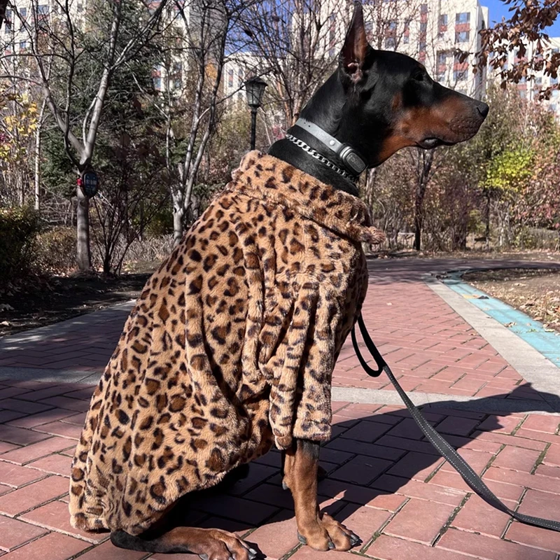 Ropa de leopardo de lujo para perros grandes, abrigo cálido de lana para perros, chaqueta Doberman a la moda para medios pequeños, ropa para perros grandes - imagen 5