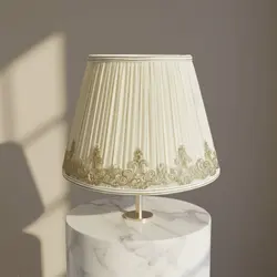Pantalla de lámpara con luz cálida para mesa – Decorativa y táctil