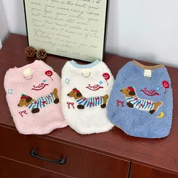 Chaleco navideño bordado para perros pequeños con anillo de tracción